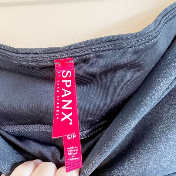 SPANX faux leather leggings black size small $110 MSRP - Picture 4 of 5